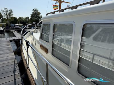 Heechvlet 9.80 Classic Motorboten 2003, met Lombardini motor, The Netherlands