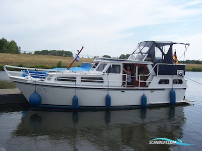 Hollandia 10.00 AK Cabrio Motorboten 1988, met Volvo motor, The Netherlands