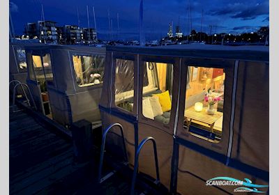 Husbåde Med Elmotor - Udlejnings Koncept Eller Bolig Motorboten 2023, met Torquedo motor, Denemarken