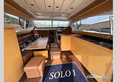 Innovazioni & Progetti „Alena 48“ Motorboten 2007, met Volvo Penta IPS 600 motor, Kroatië