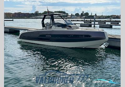 Invictus GT320 Motorboten 2024, met Volvo Penta V8 motor, Italië
