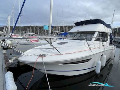 Jeanneau Merry Fisher 10 Motorboten 2011, met Volvo Penta D6 motor, United Kingdom