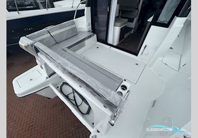 Jeanneau Merry Fisher 1095 Coupe Motorboten 2025, met Yamaha F300Nsb U motor, United Kingdom