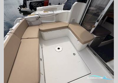 Jeanneau Merry Fisher 755 Motorboten 2013, met Suzuki DF150TL motor, United Kingdom