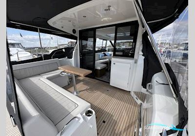Jeanneau NC 37 Motorboten 2023, met Volvo motor, United Kingdom