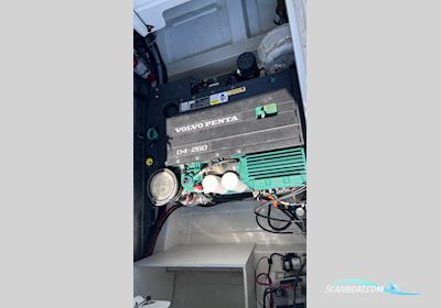 Jeanneau NC9 Motorboten 2013, met Volvo Penta D4-260DP motor, Slovenia