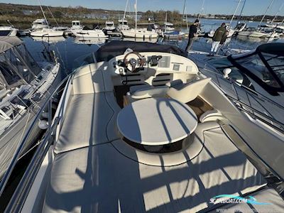 Jeanneau Prestige 32 Motorboten 2003, met Volvo Penta motor, United Kingdom