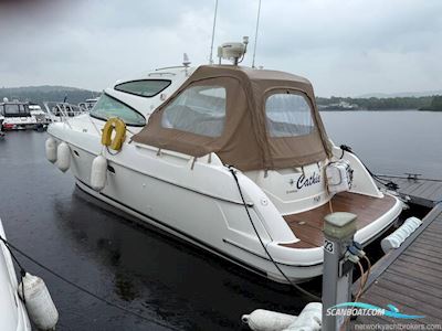 Jeanneau Prestige 34 S Hardtop Motorboten 2006, met Volvo Penta DP motor, United Kingdom