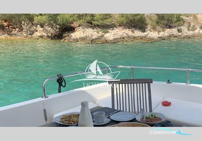 Johnson Boats 56 Fly Motorboten 1996, met Caterpillar Inc. motor, Kroatië