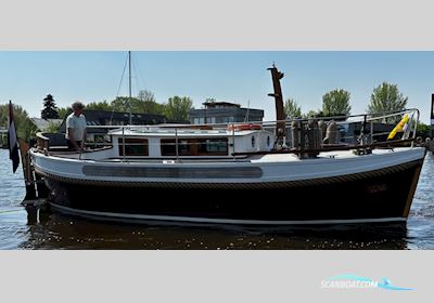 KAJUITSLOEP Ex-reddingssloep Motorboten 1990, met Mercedes motor, The Netherlands