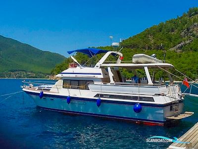 Kha Shing Yachts 53 Motorboten 1992, met Caterpillar 3208 NA motor, Griekenland