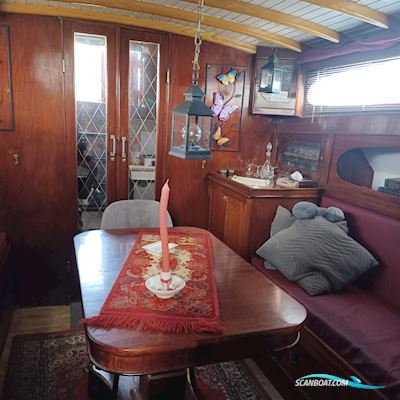 Klassiek Motorjacht - Directievaartuig Motorboten 1926, met Ford - Leyland Thornycroft motor, The Netherlands