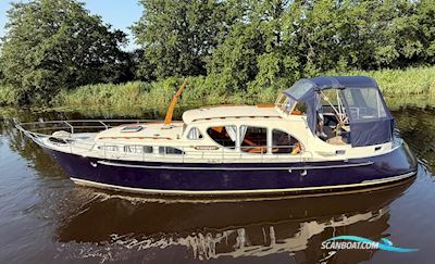 Klassiek Rondspant Motoryacht  1280 Motorboten 1948, met Sole motor, The Netherlands