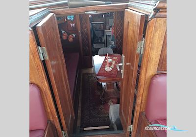 Klassiek motorjacht - Directievaartuig Motorboten 1926, met Ford - Leyland Thornycroft motor, The Netherlands