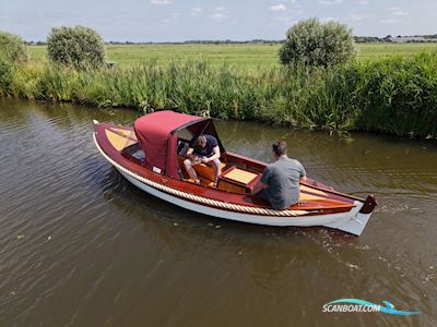 Klassieke Mahoniehouten Sloep 6.20 Motorboten 1928, met Ruggerini motor, The Netherlands