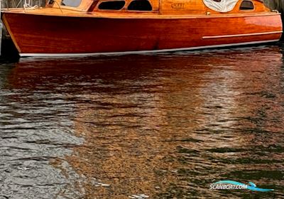 Klassisk Mahognibåd Ny motor 17 T  Epoxy UVSkrog.  Motorboten 1959, met Vetus motor, Denemarken