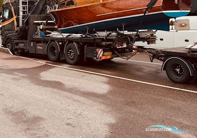 Klassisk Mahognibåd Ny motor 17 T  Epoxy UVSkrog.  Motorboten 1959, met Vetus motor, Denemarken