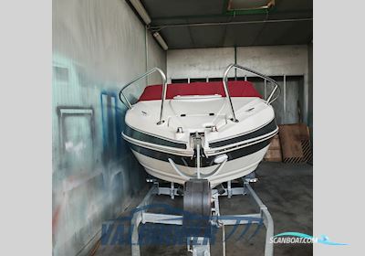 Larson Boats 216 Senza Motorboten 2009, met Volvo Penta 4.3 Gxi/Sx motor, Italië