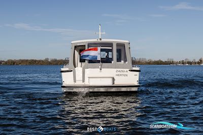 Linssen 40SL Sedan Motorboten 2023, met Mercury Marine, is Een Toonaangevende Naam in de Maritieme Industrie, Bekend om Betrouwbare Buitenboordmotoren en Scheepsaandrijfsystemen. Met Een st motor, The Netherlands