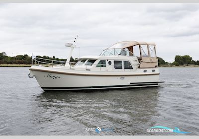 Linssen Grand Sturdy 34.9 AC Motorboten 2009, met Volvo Penta is een Zweeds merk dat wereldwijd bekendstaat om betrouwbare en krachtige scheepsmotoren en aandrijfsystemen. Ze leveren zowel diesel- al motor, The Netherlands