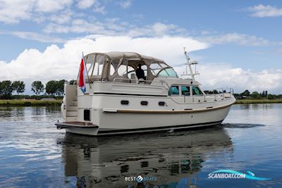 Linssen Grand Sturdy 430 AC Mark II Motorboten 2007, met Vetus Deutz is Een Betrouwbare Combinatie Van Twee Bekende Merken in de Maritieme Wereld: Vetus, Gespecialiseerd in Scheepsmotoren en -Onderdelen, en motor, The Netherlands