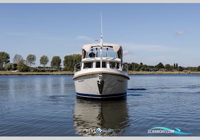 Linssen Grand Sturdy 60.33 AC Diamond Edition Motorboten 2011, met Volvo Penta is een Zweeds merk dat wereldwijd bekendstaat om betrouwbare en krachtige scheepsmotoren en aandrijfsystemen. Ze leveren zowel diesel- al motor, The Netherlands