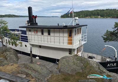 Live aboard Motorboten 1901, met Scania DS11 motor, Sweden
