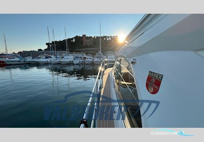 Marex 360 Cabriolet Cruiser Motorboten 2022, met Mercury 3.0 motor, Italië