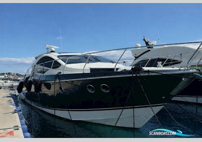 Marquis 500 Sports Coupe Motorboten 2009, met Volvo Penta IPS600 motor, Kroatië
