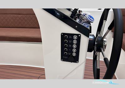 Maxima 600 Motorboten 2026, met Mercury 20 hk 4-takt motor, Denemarken