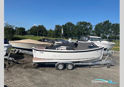 Maxima 650 Flying Lounge Met Boegschroef Motorboten 2024, met Suzuki motor, The Netherlands