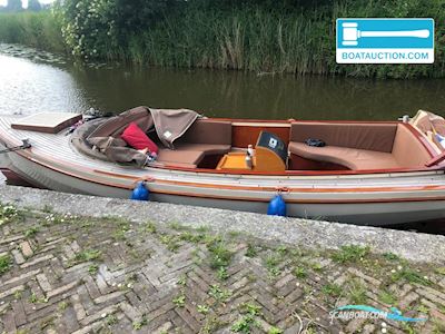 Mill Boats Kapiteinsloep 600 Motorboten 2006, met Aquapella 2500Mkll motor, The Netherlands