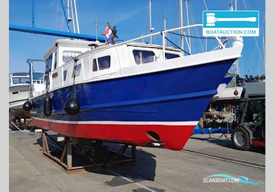 Motorboat 1050 Motorboten 1980, met Mercedes motor, The Netherlands