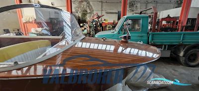 Motoscafo Aeromere Giulietta Plen Air Motorboten 1959, met Giulietta T1 motor, Italië