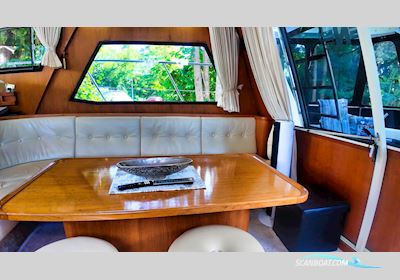 Neptunus 138 / 46 Flybridge Sedan Motorboten 1989, met Volvo motor, Duitsland