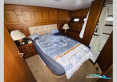 Neptunus 145 Flybridge Motorboten 1987, met Volvo Penta Tamd motor, Duitsland