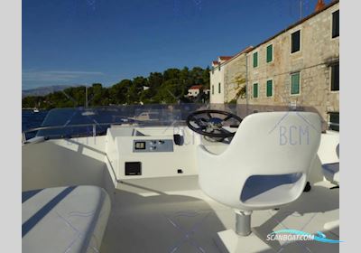 Neptunus Yachts 138 Fly Motorboten 1991, met Iveco 8361 motor, Kroatië