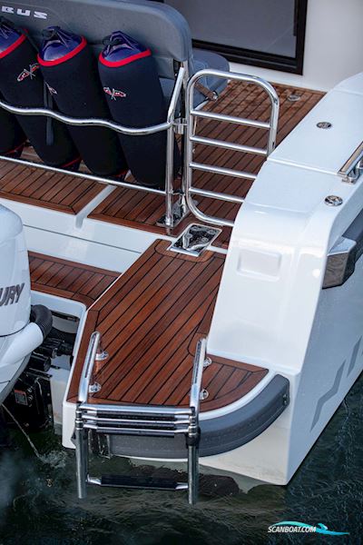 Nimbus C11 Motorboten 2025, met Mercury Verado 300 xl am ds motor, Denemarken