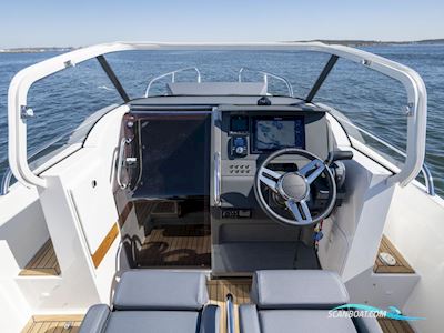 Nimbus T8 Motorboten , met Mercury Verado motor, Sweden