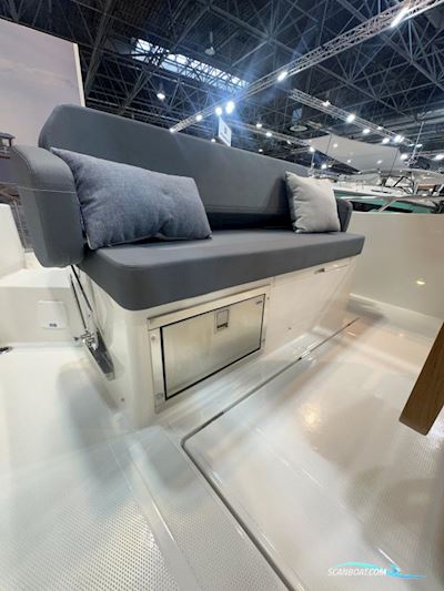 Nimbus T8 Motorboten 2025, met Mercury Verado motor, Duitsland