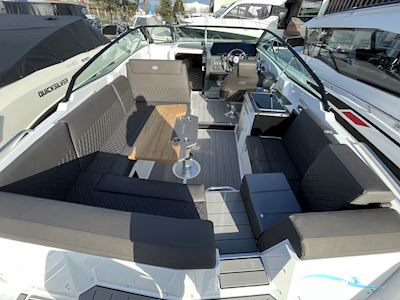 Nordkapp Noblesse 830 mit Mercury V400 V10 Verado Motorboten 2024, met Mercury motor, Duitsland