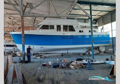 Ocean Alexander 423 Classico Motorboten 2000, met Caterpiller 3208 motor, Sweden