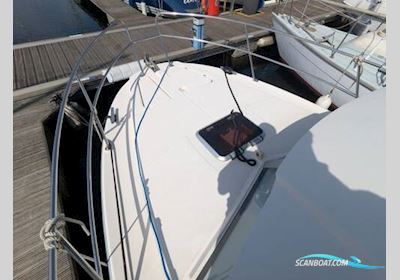 Ocqueteau 725 Timonier -Outboard Motorboten 2014, met Suzuki  DF150 Lean Burn motor, United Kingdom