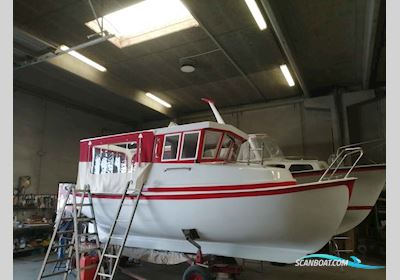 One Off Trawler Motorboten 1980, met Craftsman Marine CM3.27
 motor, Denemarken