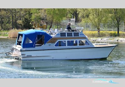 PARAD 31 FLYING BRIDGE Motorboten 1980, met Volvo Penta motor, Sweden