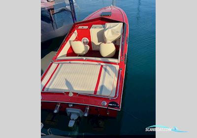 Pantera 24 Sport Motorboten 1987, met Mercruiser Magnum V8 350 5,7L motor, Spain