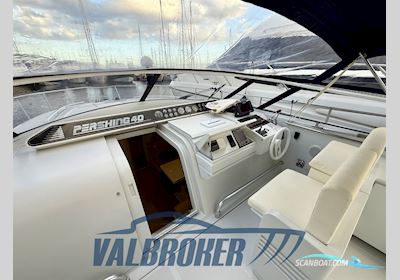 Pershing 40 Motorboten 1995, met Caterpillar 3208 V8 motor, Italië