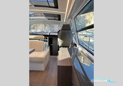 Pershing 5 X Motorboten 2023, France