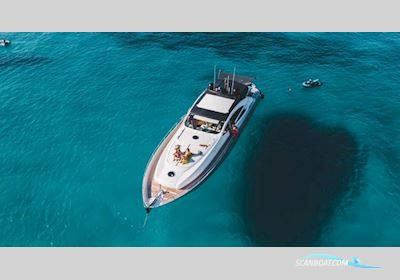 Pershing 76 Motorboten 2005, met 2 Mtu 16V 2000 M91 + Arneson Drive motor, Italië