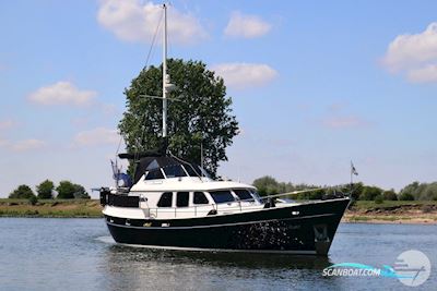 Pieter Beeldsnijder 14.50 Motorboten 1993, met Iveco motor, The Netherlands